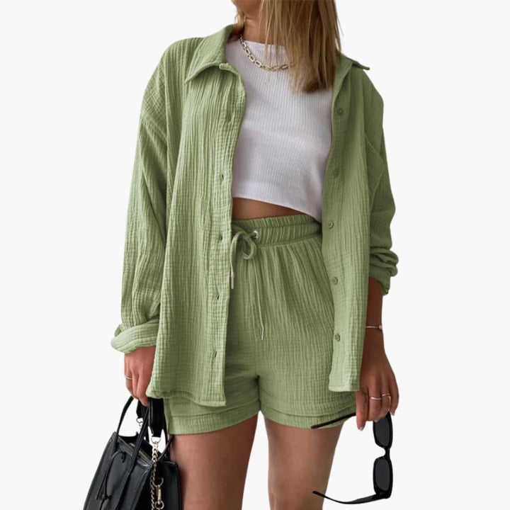 Zweiteiliges Set mit Shorts für Damen - lässiger Sommerlook