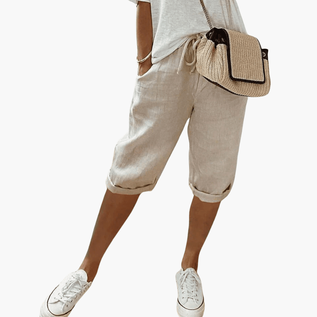 Stylische und bequeme Freizeitshorts für Frauen - SchmiedeMode