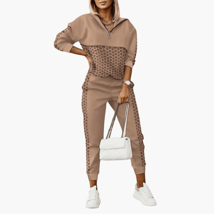 Elegant and Comfortable Jogging Suit for Women - SchmiedeMode