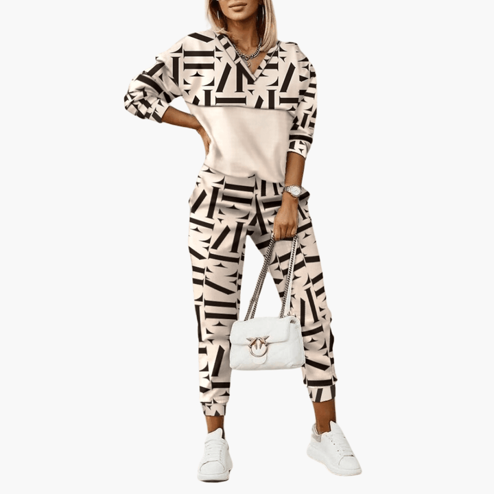 Elegant and Comfortable Jogging Suit for Women - SchmiedeMode