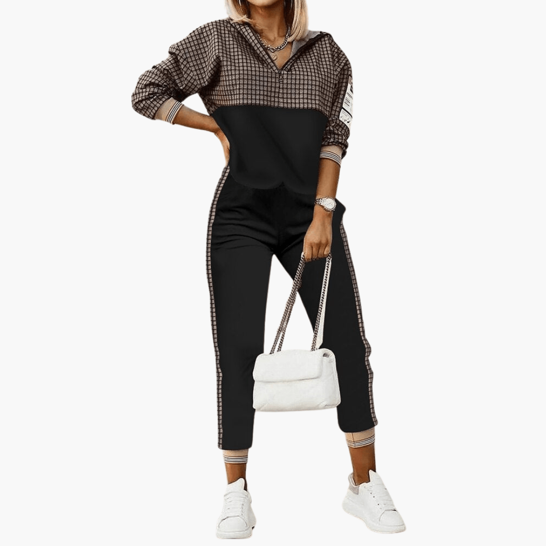 Elegant and Comfortable Jogging Suit for Women - SchmiedeMode