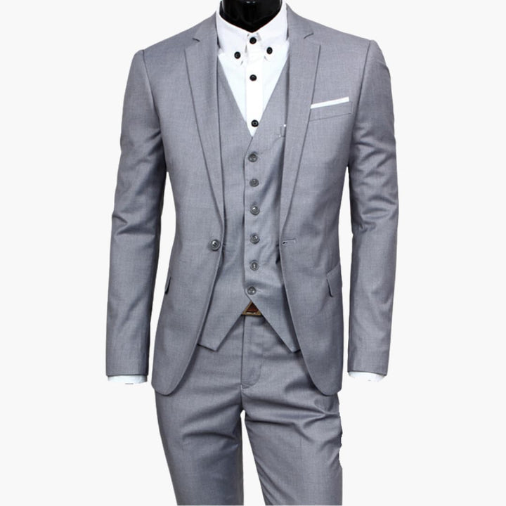 Eleganter Slim Fit Anzug - moderner Look für Herren zur Hochzeit
