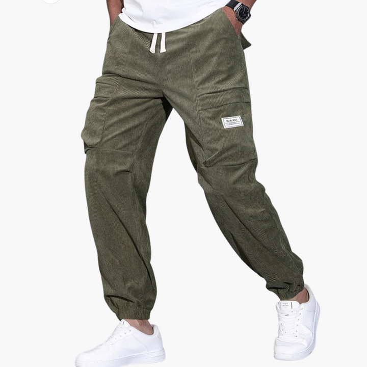 Herren Cordhose mit Bund und Seitentaschen