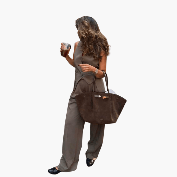 Stilvolle verstellbare Wildledertasche für Frauen - SchmiedeMode