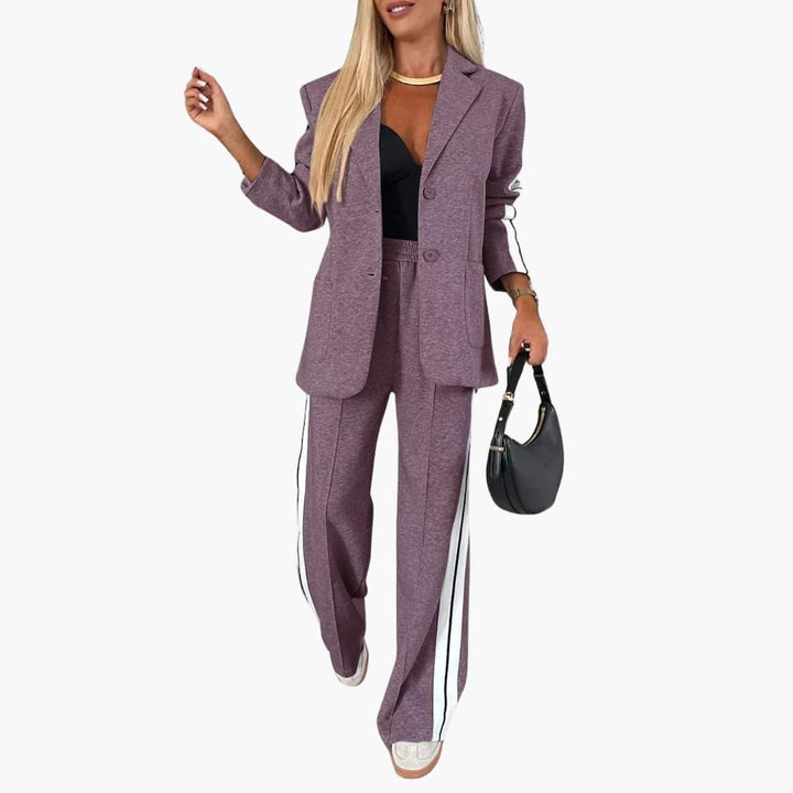 Modernes, maßgeschneidertes Outfitset für Damen - SchmiedeMode