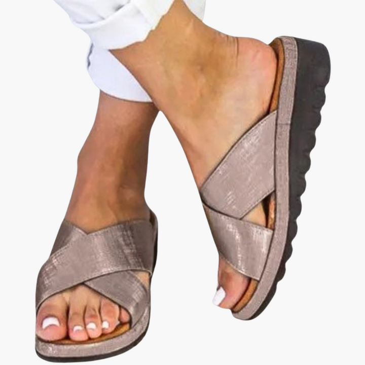 Bequeme Damen Sandalen mit Kreuzriemen – Sommer Schuhe