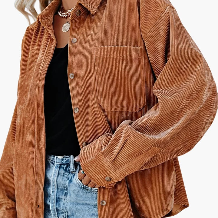 Damen Cordjacke mit Knopfverschluss und aufgesetzten Taschen