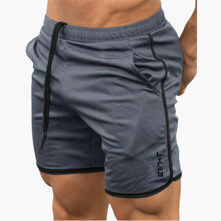 Bequeme und flexible Sportshorts für Männer - SchmiedeMode