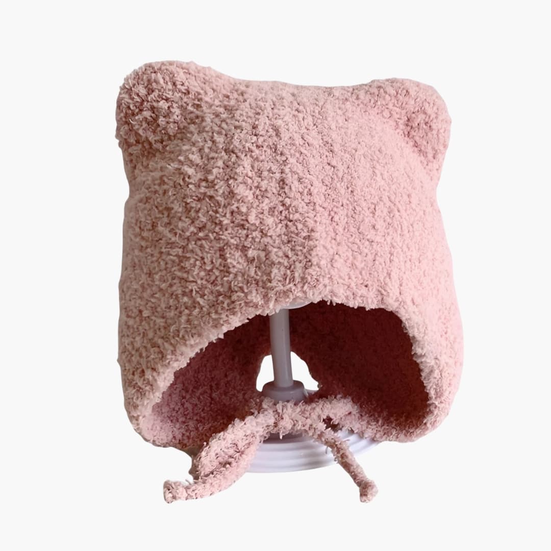 Baby Wintermütze mit Ohrenklappen und runder Form