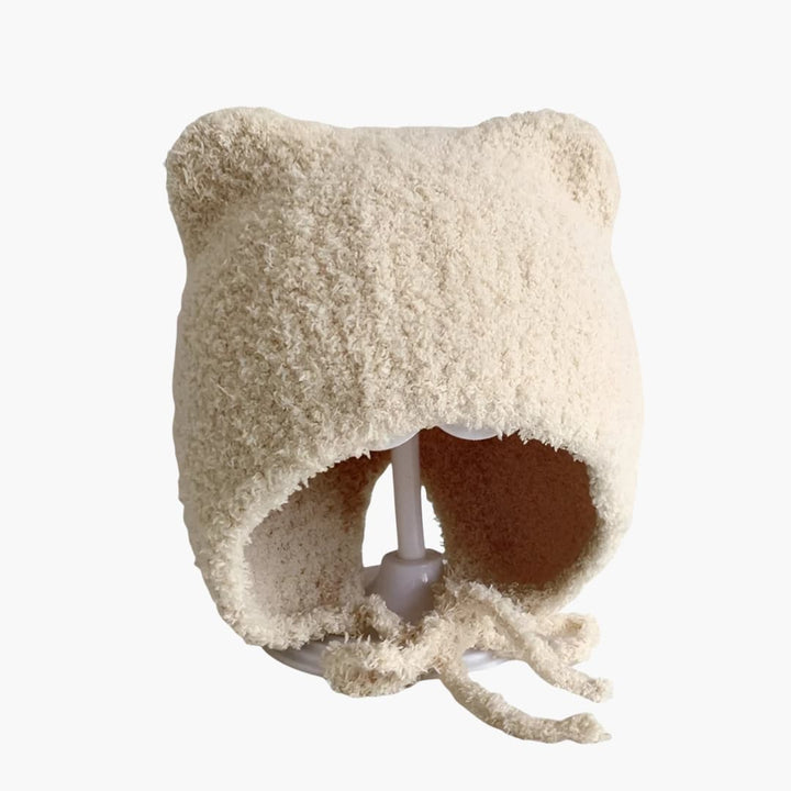 Baby Wintermütze mit Ohrenklappen und runder Form