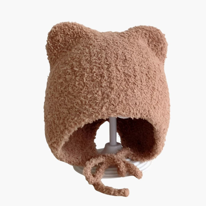 Baby Wintermütze mit Ohrenklappen und runder Form