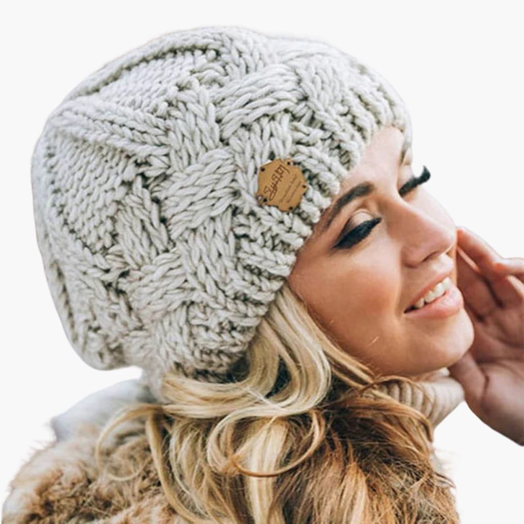 Damen Gestrickte Wintermütze mit runder Form und Rippoberfläche