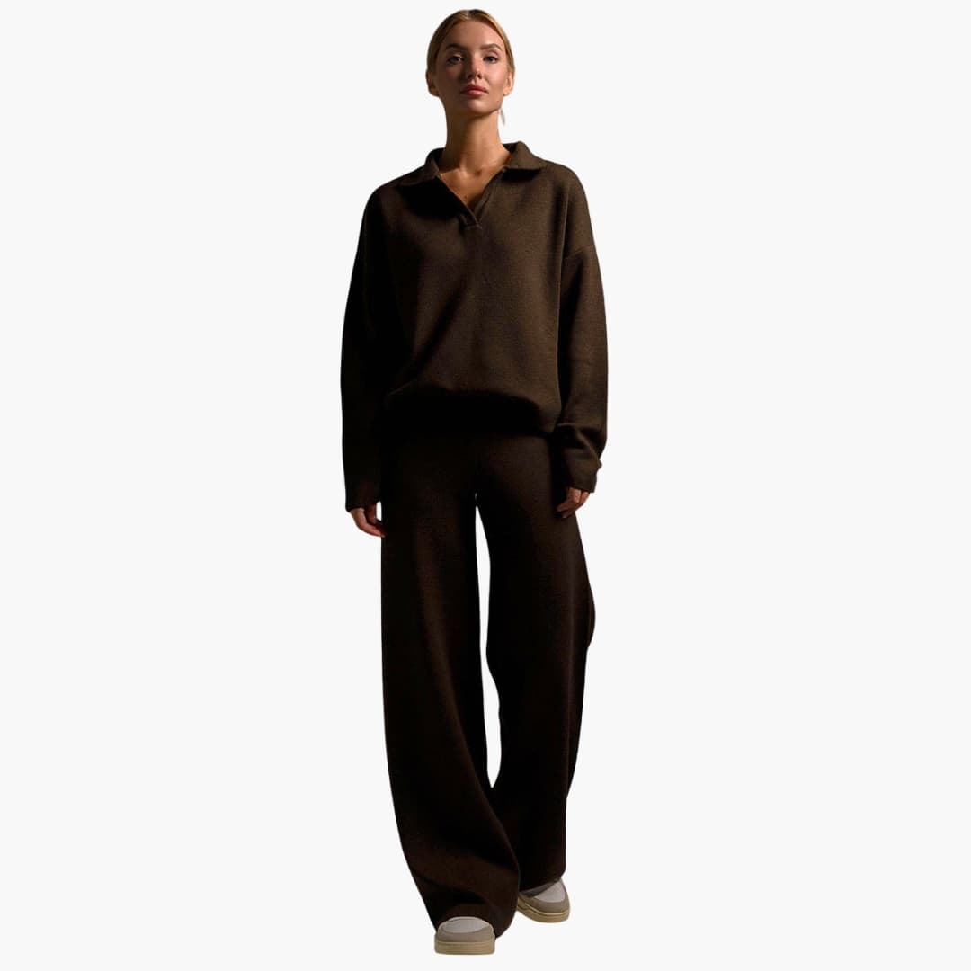 Damen Hausanzug mit Kragenoberteil und weiter Hose