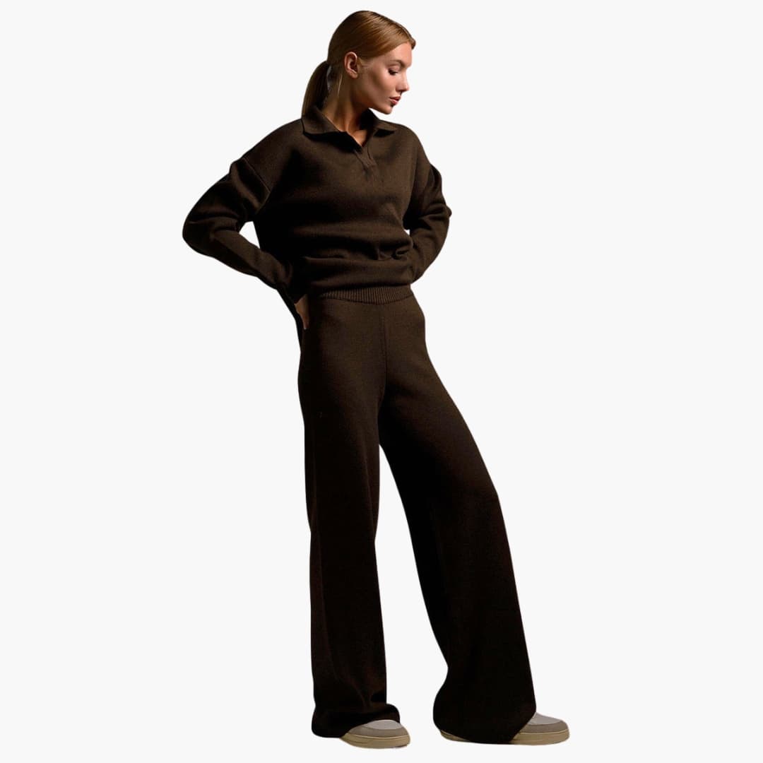 Damen Hausanzug mit Kragenoberteil und weiter Hose