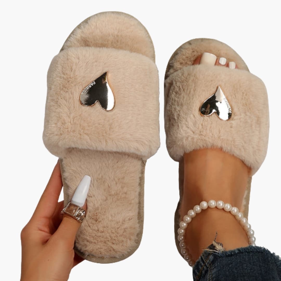 Damen Hausschuhe mit offener Spitze und Herzdetail