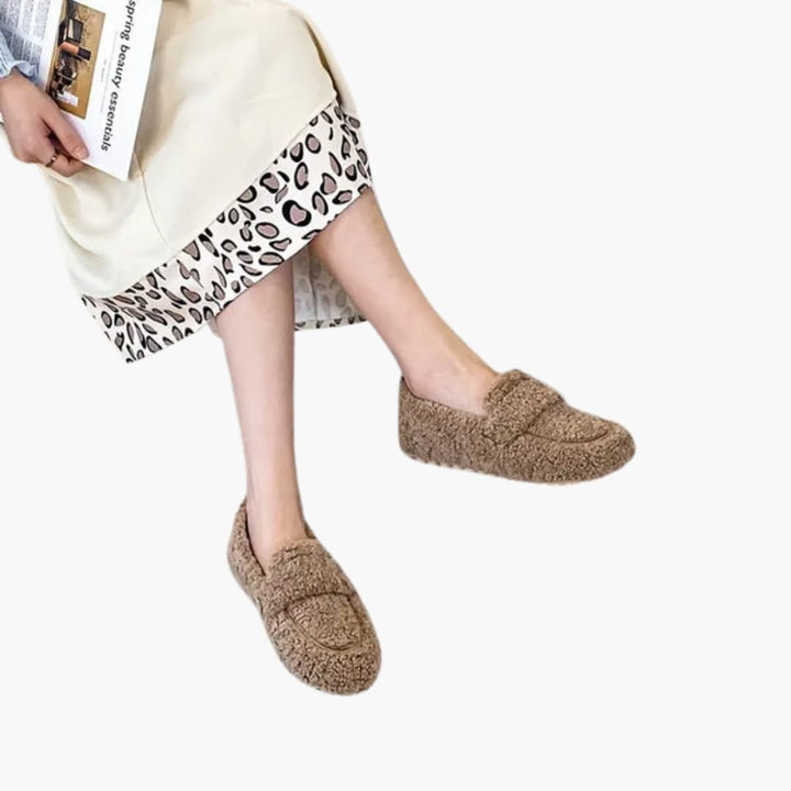 Damen Hausschuhe zum Hineinschlüpfen mit Strukturfläche