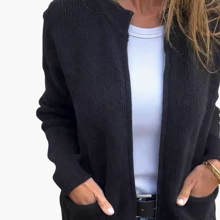 Damen Strickjacke mit Reißverschluss und Fronttaschen