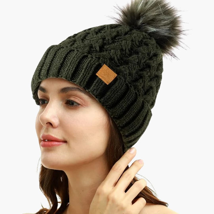 Damen Wintermütze mit Bommel und Futter