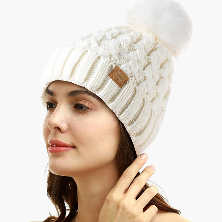 Damen Wintermütze mit Bommel und Futter