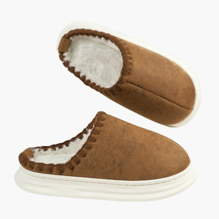 Damenhausschuhe mit Plüschfutter und Ziernaht