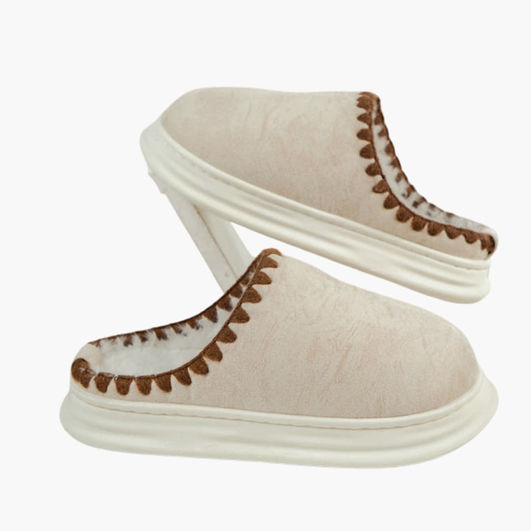 Damenhausschuhe mit Plüschfutter und Ziernaht