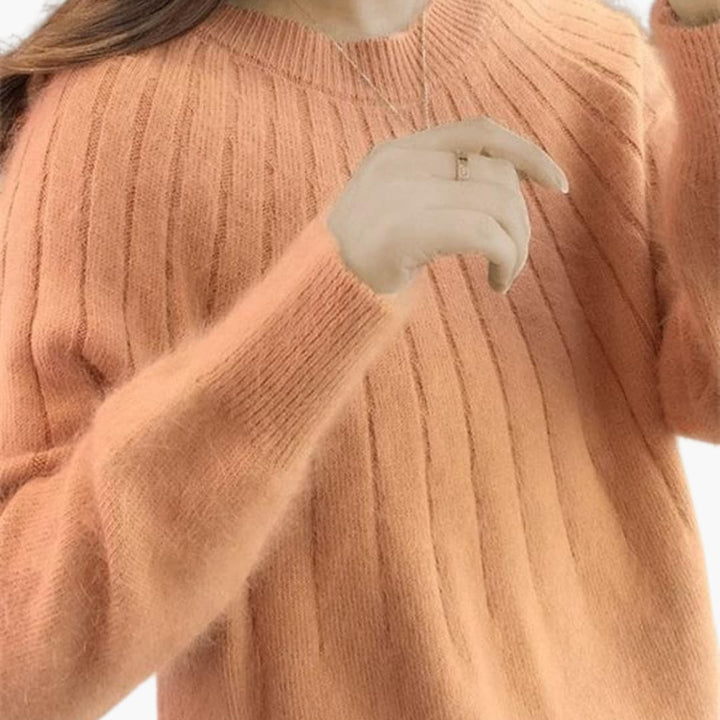 Damenpullover mit gerippter Oberfläche und langen Ärmeln