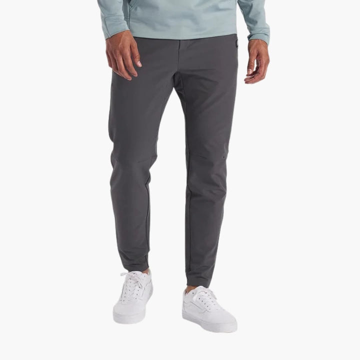 Herren Jogginghose mit elastischem Bund und schmalem Bein