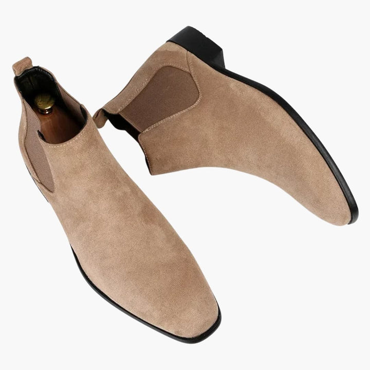 Herren Schlupfstiefeletten mit spitzer Vorderkappe und Obermaterial