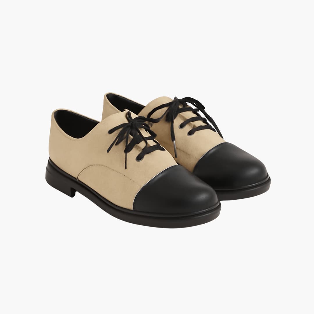 Niedrige Schuhe