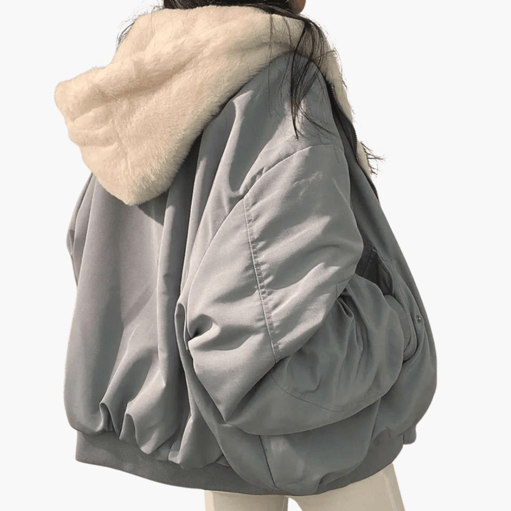 Stylischer Wintermantel mit Kapuze für Frauen - SchmiedeMode