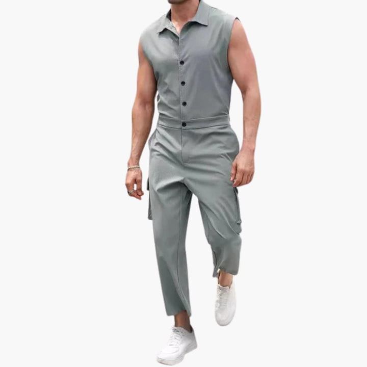 Ärmelloser Jumpsuit für Männer mit Cargotaschen und Knopfleiste