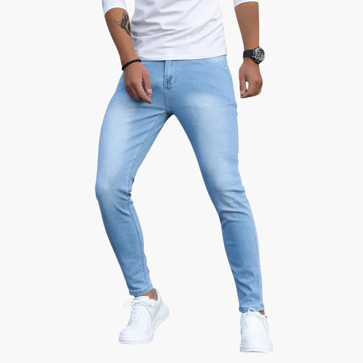 Herren Skinny Jeans mit Slim Fit und schmal zulaufenden Beinen