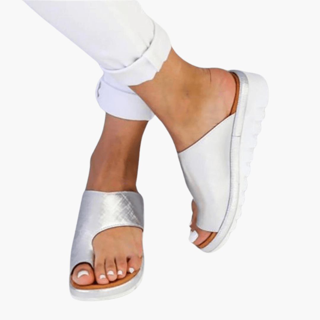 Bequeme orthopädische Sandalen für Frauen - SchmiedeMode