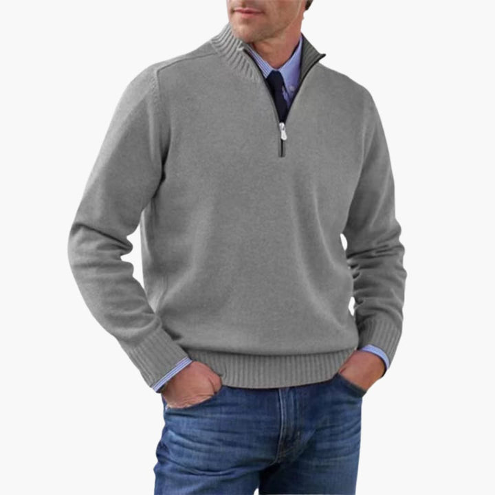 Herren pullover mit halbem Reißverschluss und geripptem Saum