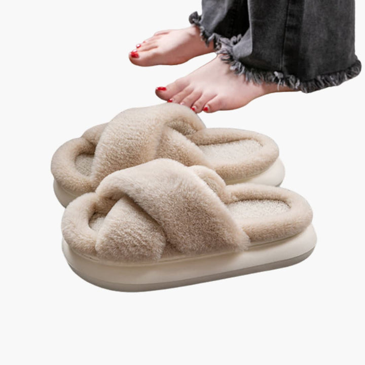 Damen Hausschuhe mit Kreuzriemen und Plüschfutter