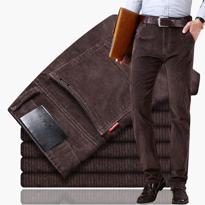 Herren Cordhose mit Bund und geraden Beinen