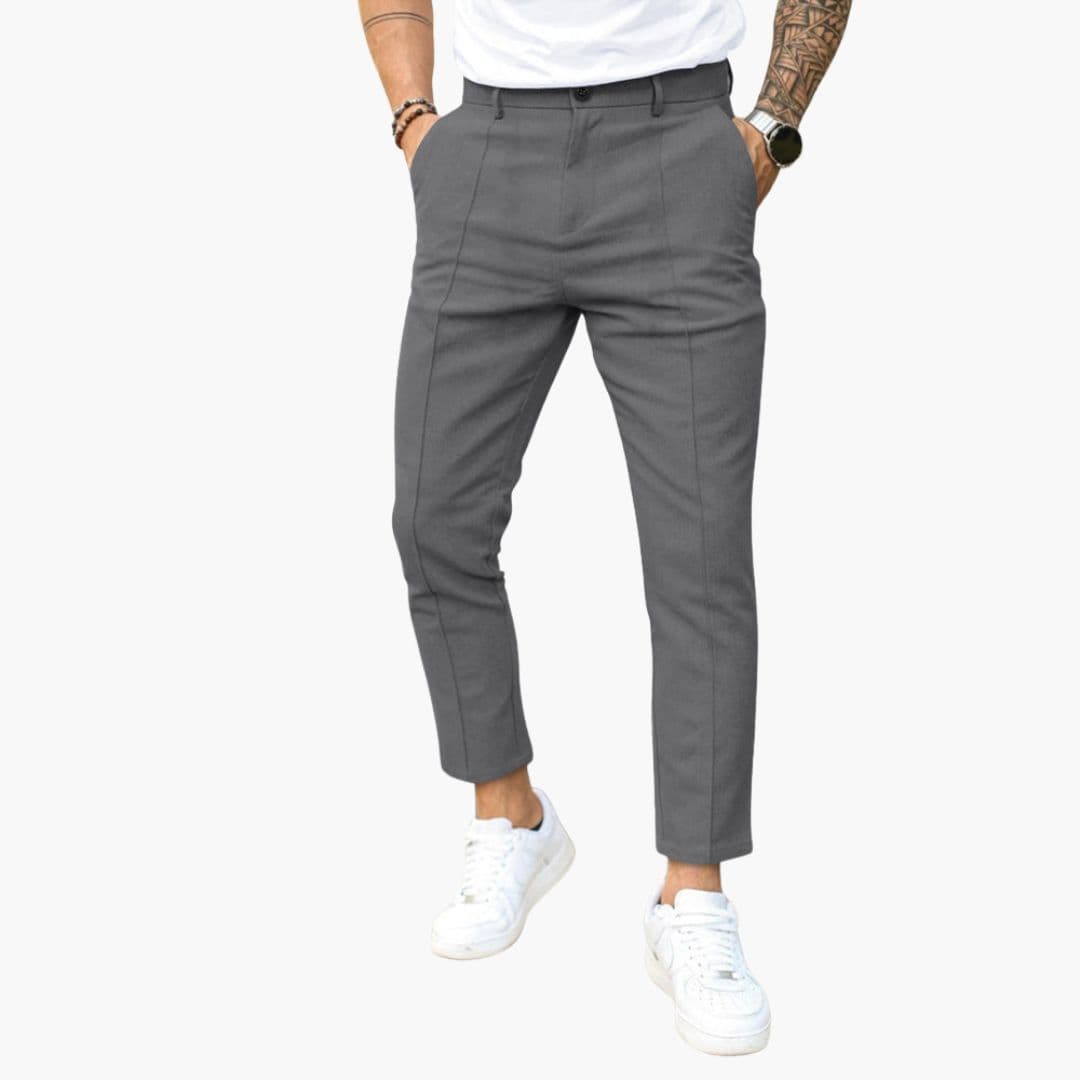 Herren Hose mit Gürtelschlaufen und geradem Bein