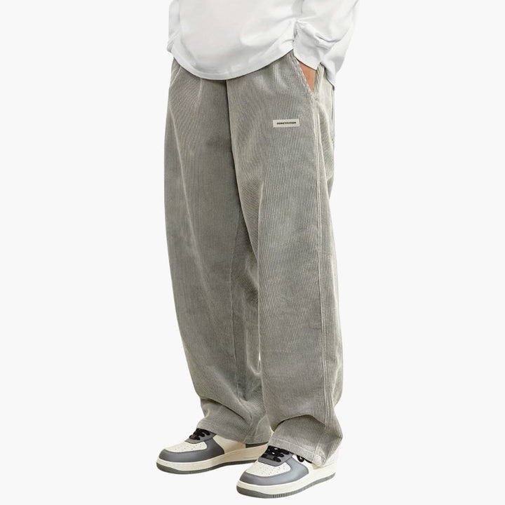 Herren Hose mit elastischem Bund und weitem Bein