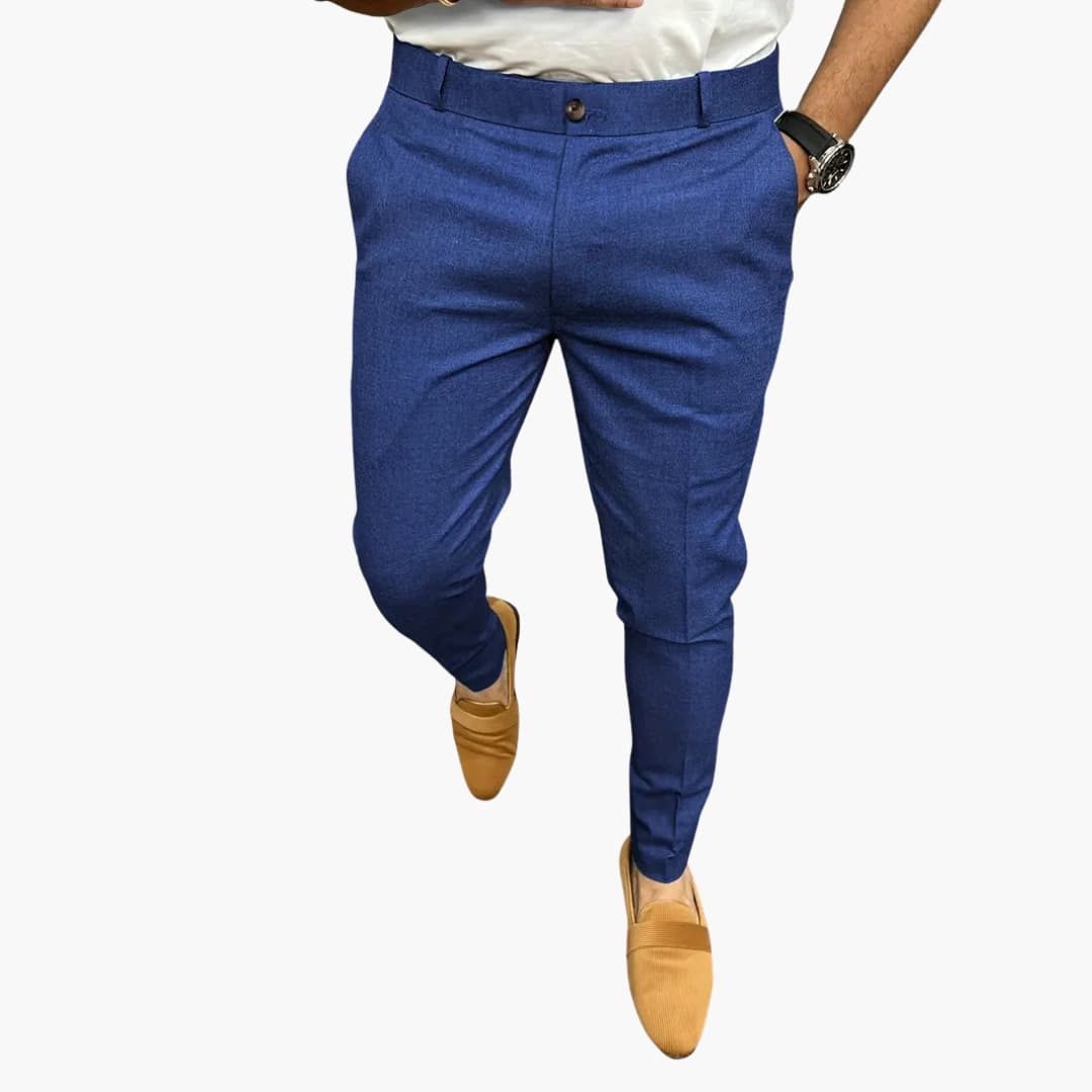 Herrenhose mit schmalem Bein und Seitentaschen