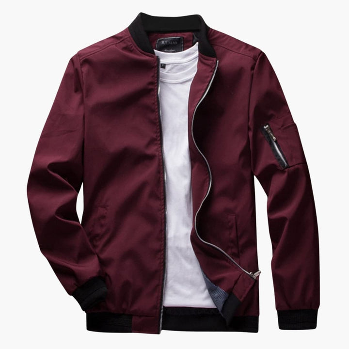 Herrenjacke mit Reißverschluss und zwei Seitentaschen