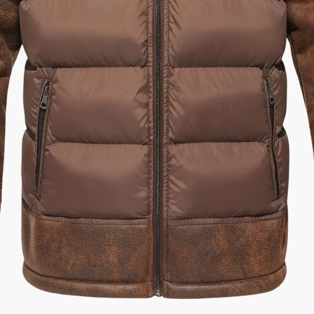 Herrenjacke mit Steppung und Kunstfellkragen