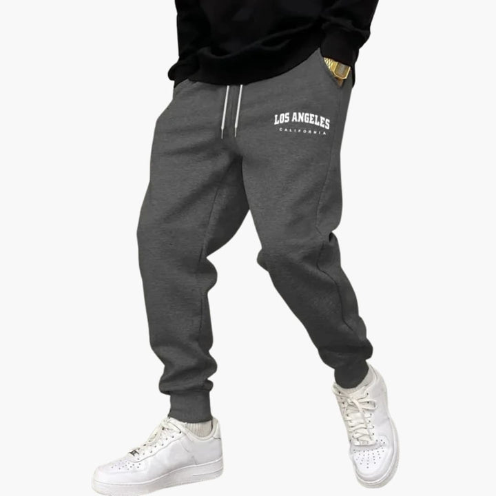 Jogginghosen für Herren mit Los Angeles Schriftzug und Kordelzug am Bund