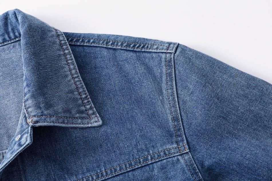 Stilvolle Jeansjacke mit Klappentaschen für Frauen - SchmiedeMode