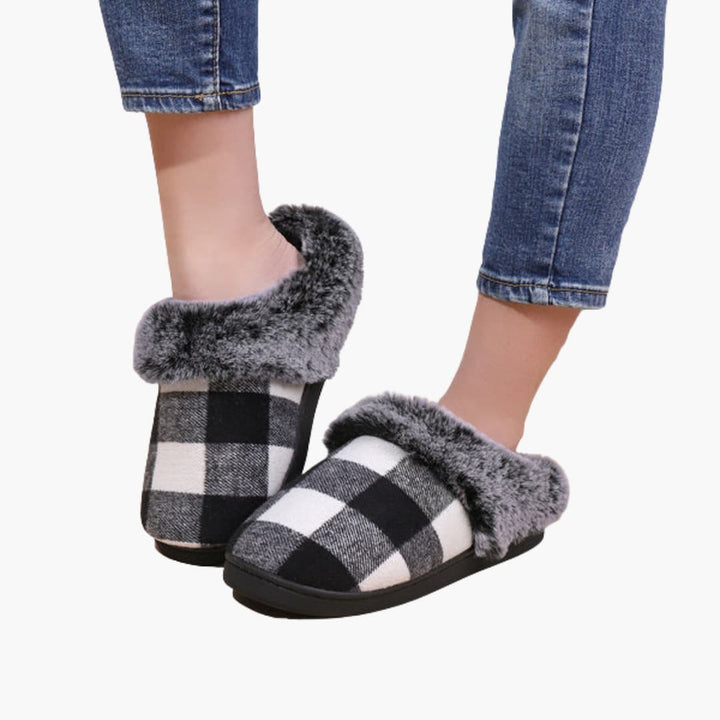 Unisex Hausschuhe mit Karomuster und Plüschfutter