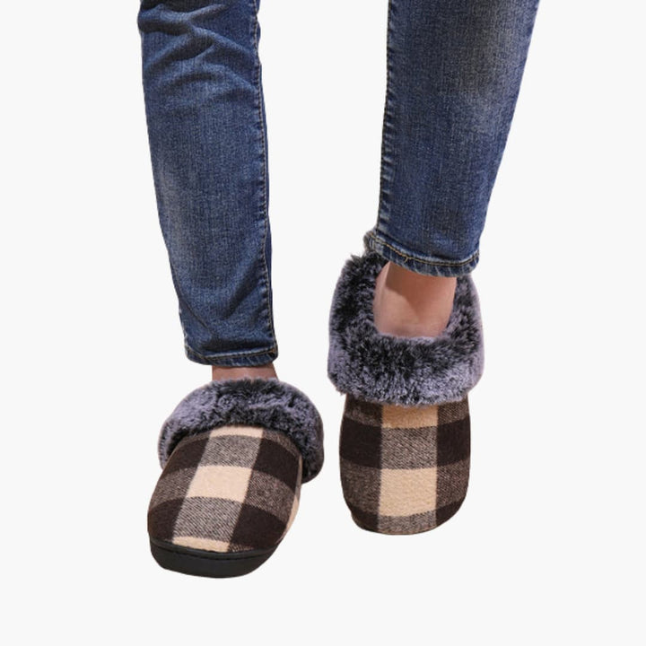 Unisex Hausschuhe mit Karomuster und Plüschfutter